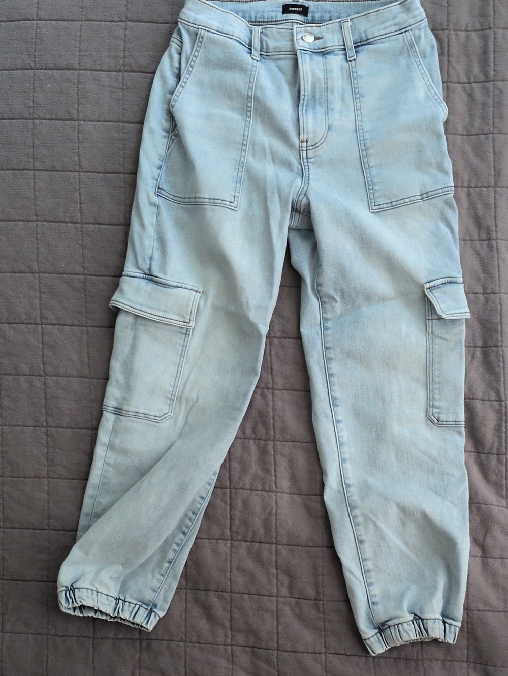 Express Size 6 Light Blue Relaxed Cargo Jeans with Elastic Ankles